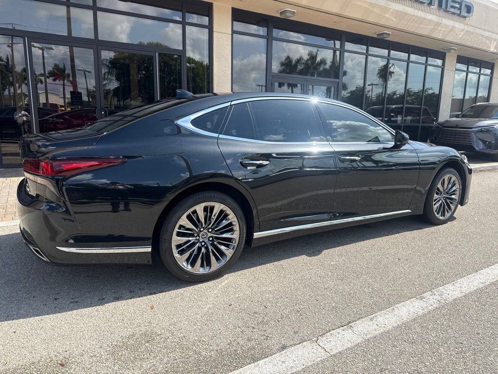 Used 2023 Lexus LS 500 w/ Interior Upgrade Package RWD image 6