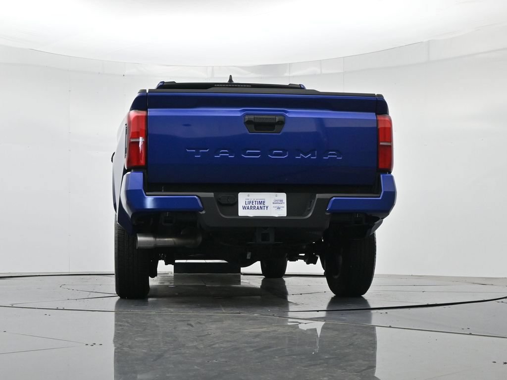Used 2025 Toyota Tacoma SR5 RWD image 43