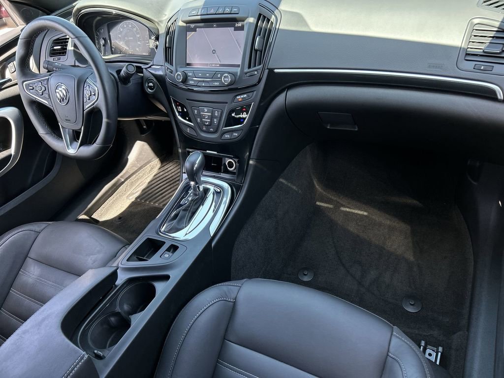 Used 2017 Buick Regal GS w/ Driver Confidence Package #2 image 30