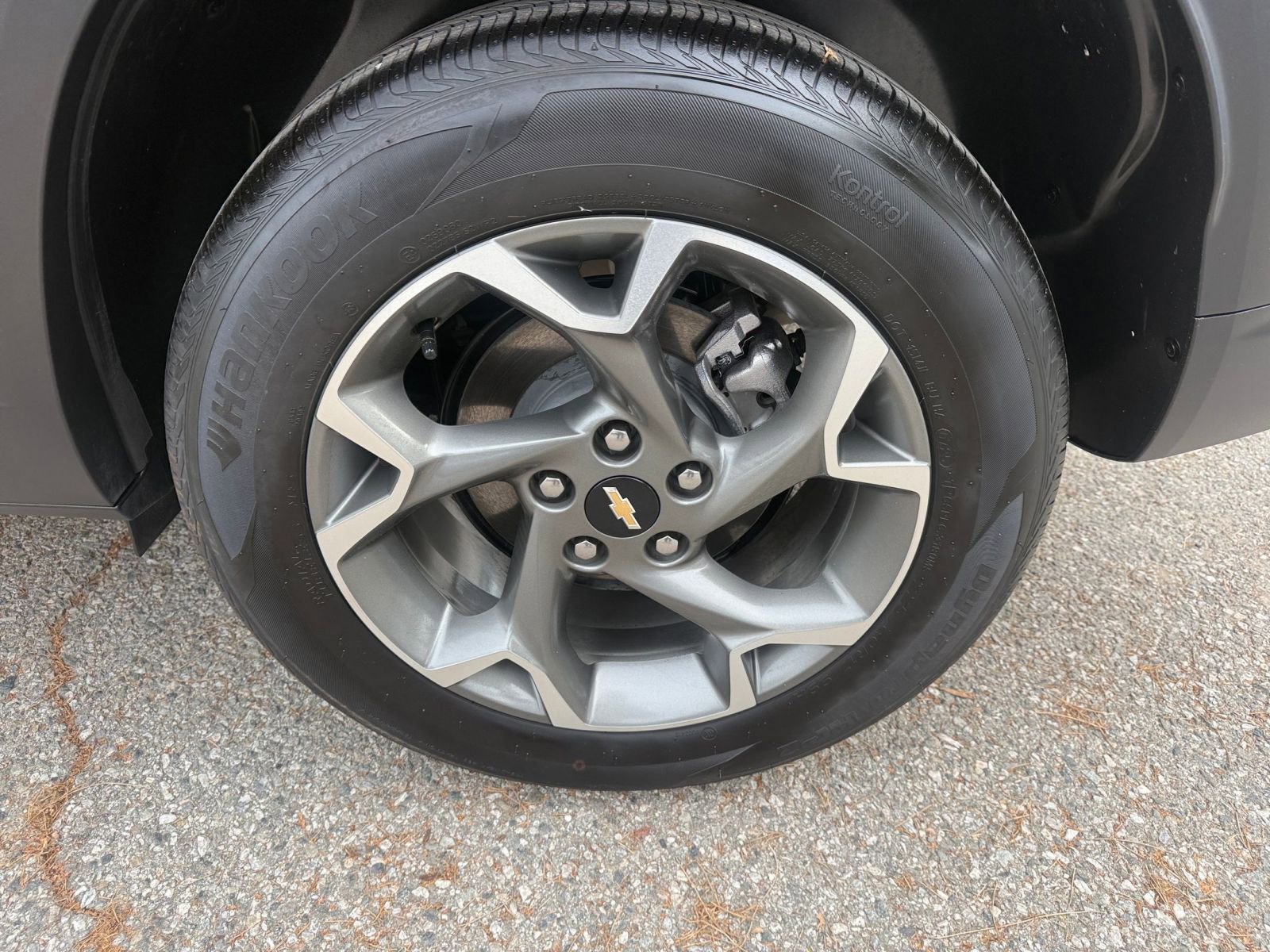 Used 2025 Chevrolet Trax LT image 27