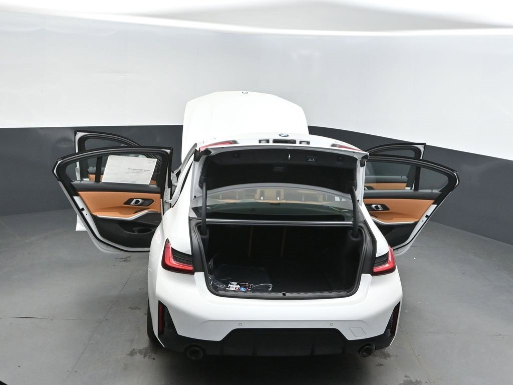 New 2026 BMW 330i Sedan w/ M Sport Package image 47