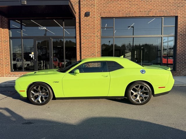 Used 2015 Dodge Challenger R/T Plus RWD image 3