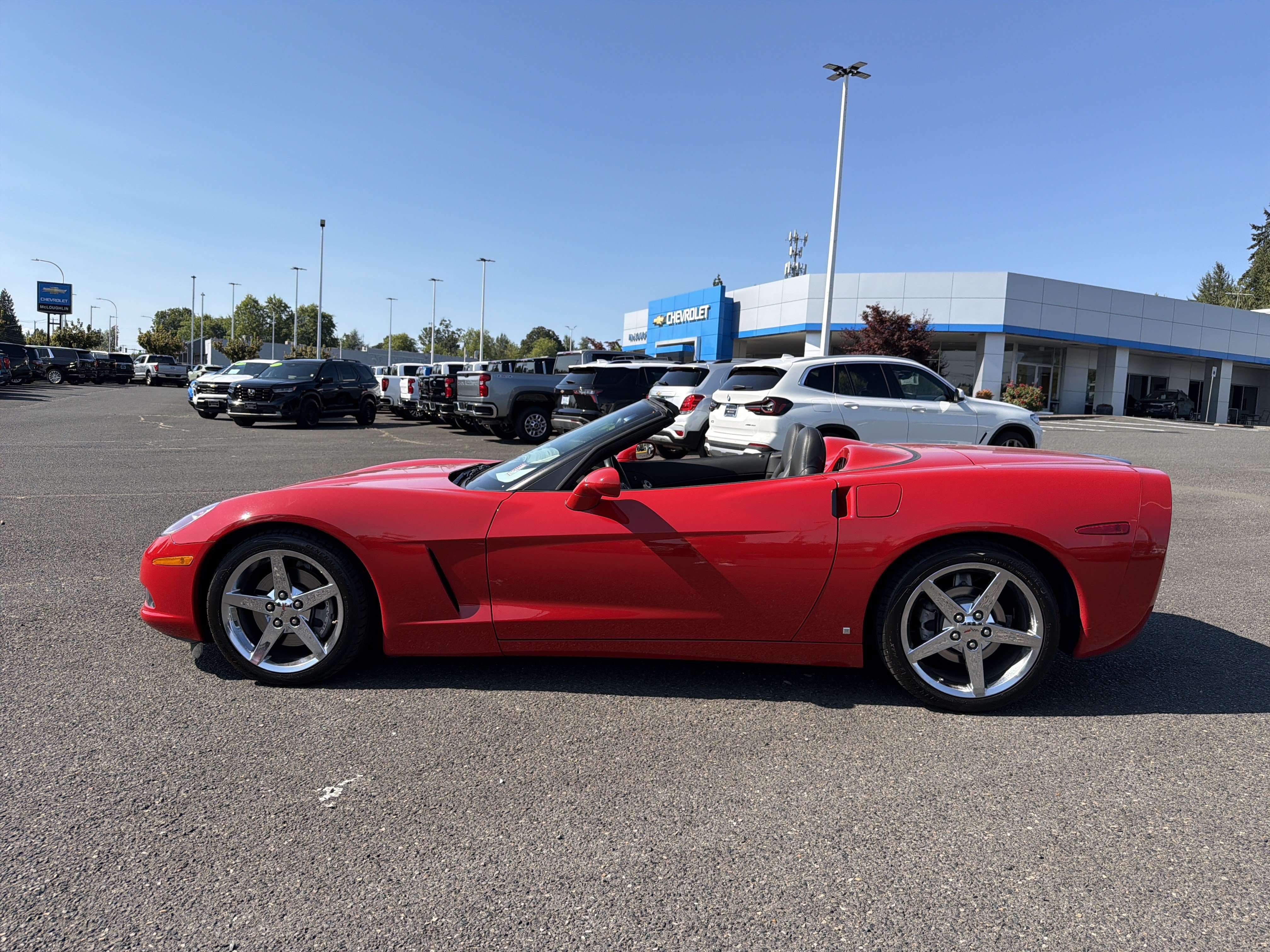 Used 2008 Chevrolet Corvette Convertible w/ Preferred Equipment Group RWD image 2