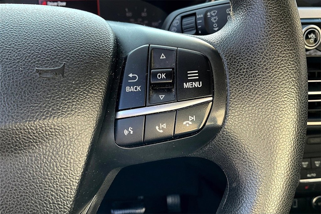 Used 2020 Ford Escape SE image 12