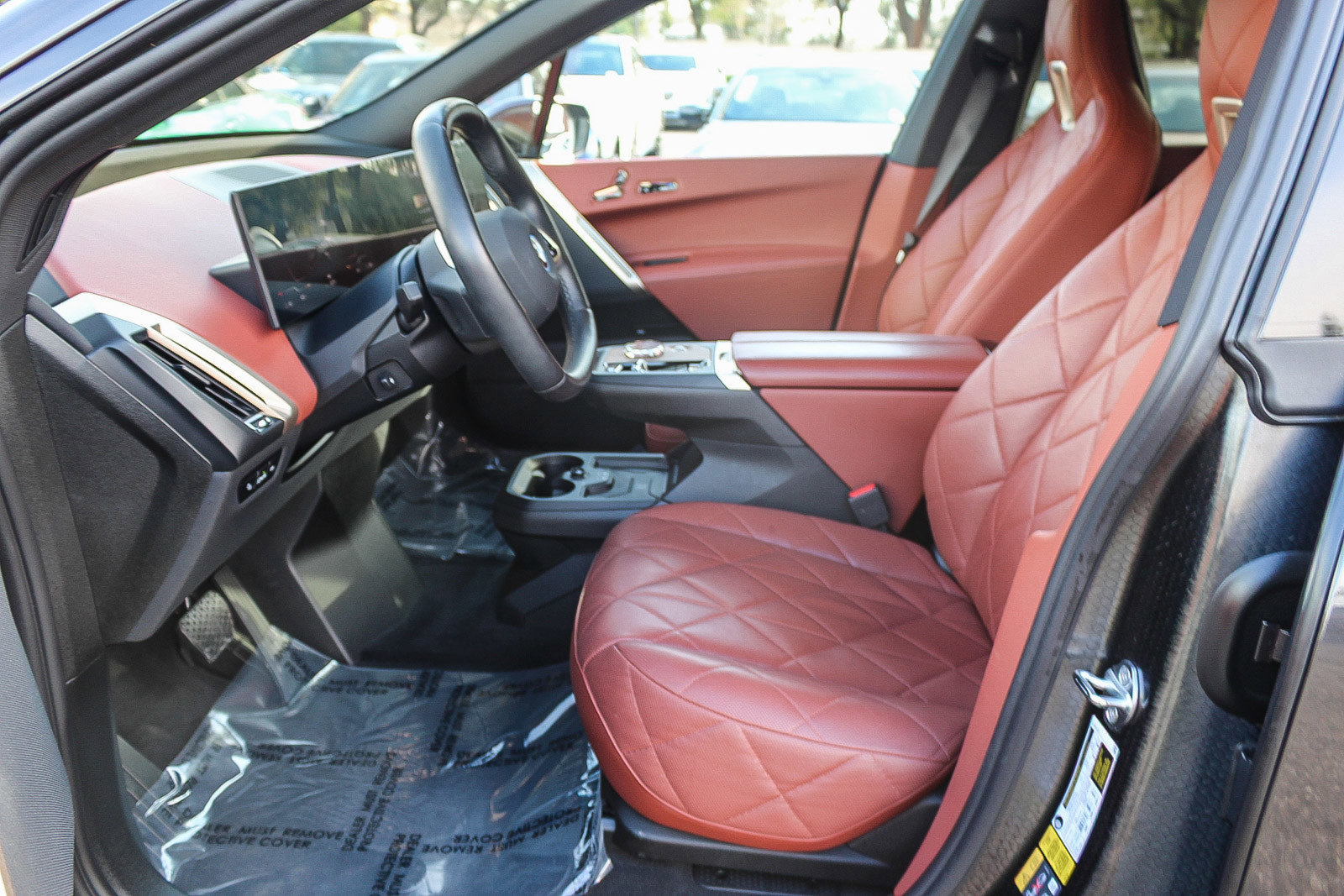 Certified 2023 BMW iX xDrive50 w/ Premium Package image 16