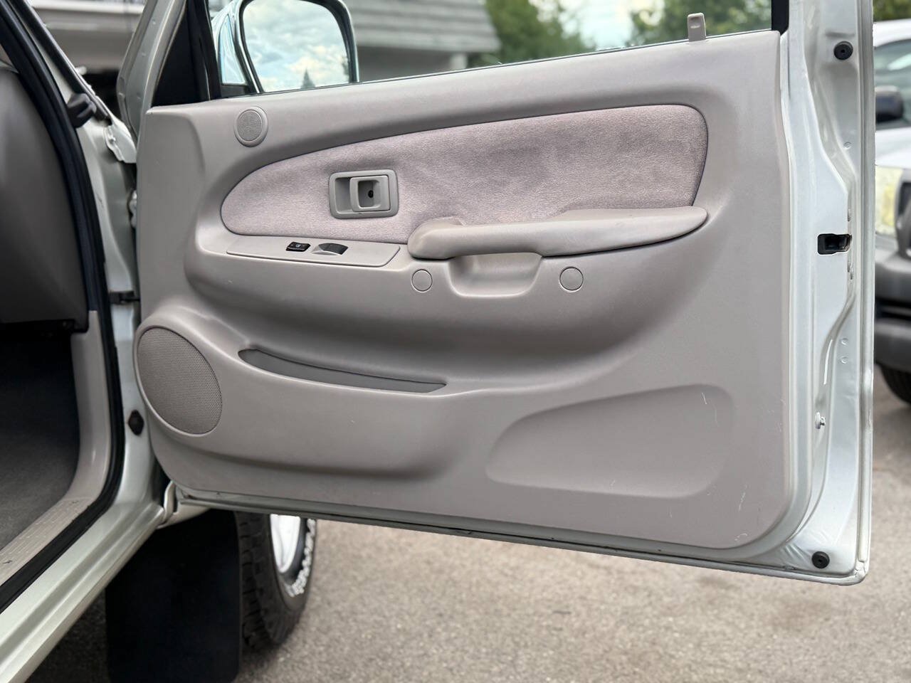 Used 2003 Toyota Tacoma PreRunner RWD image 68
