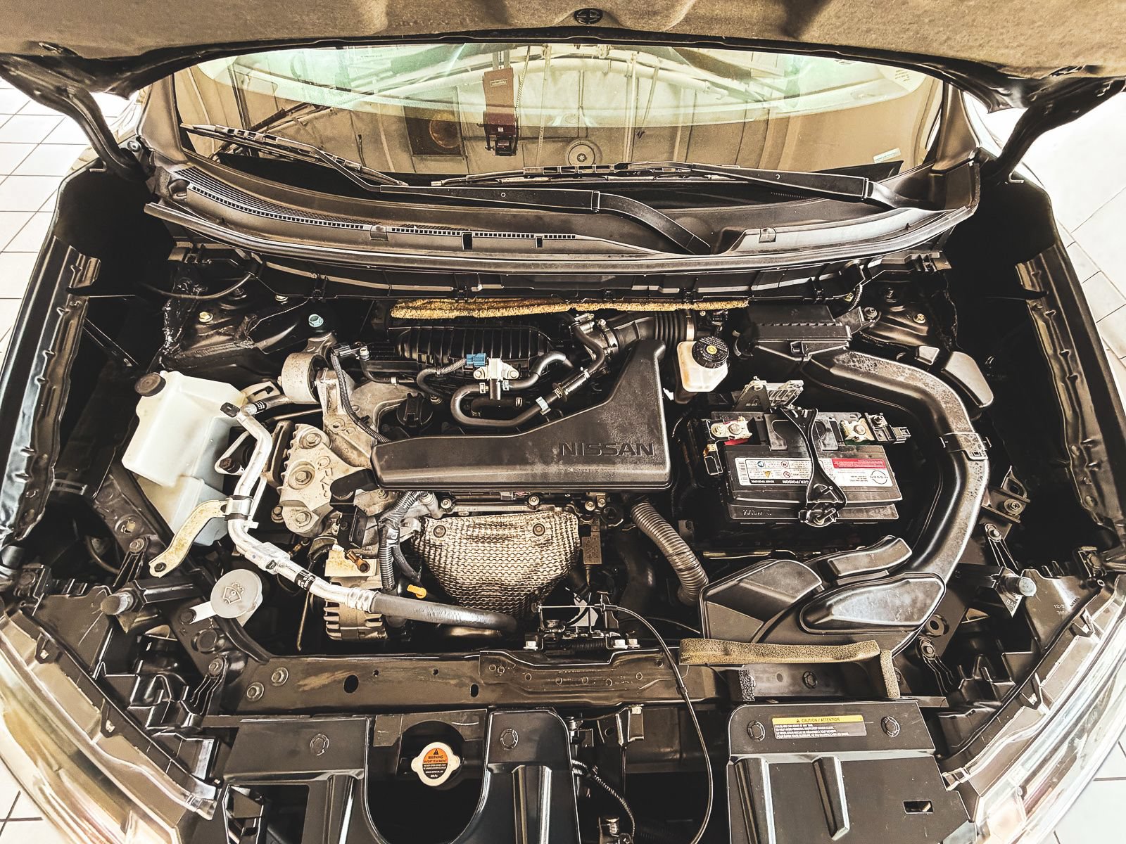 Used 2020 Nissan Rogue SV FWD image 35