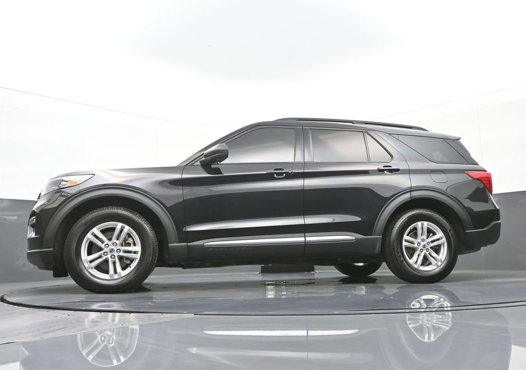 Used 2022 Ford Explorer XLT w/ Equipment Group 202A RWD image 45