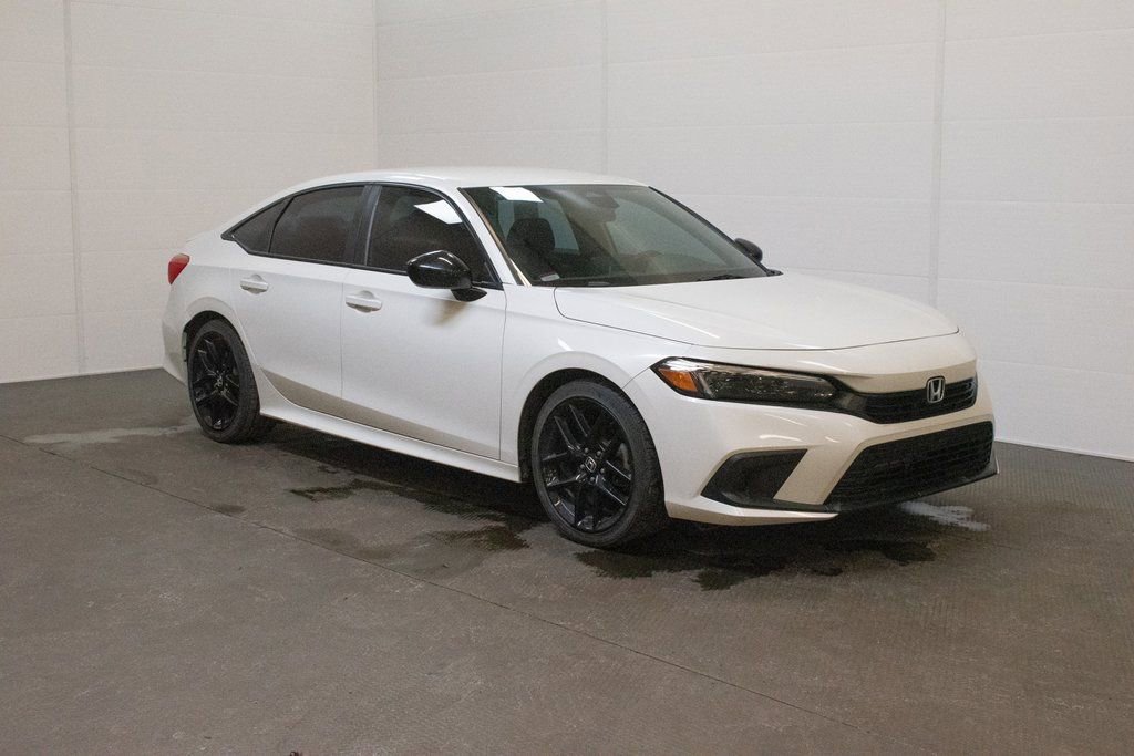 Used 2023 Honda Civic Sport image 1