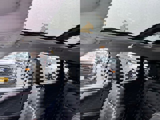 Certified 2022 Ford Escape SEL w/ Technology Package AWD/4WD image 10