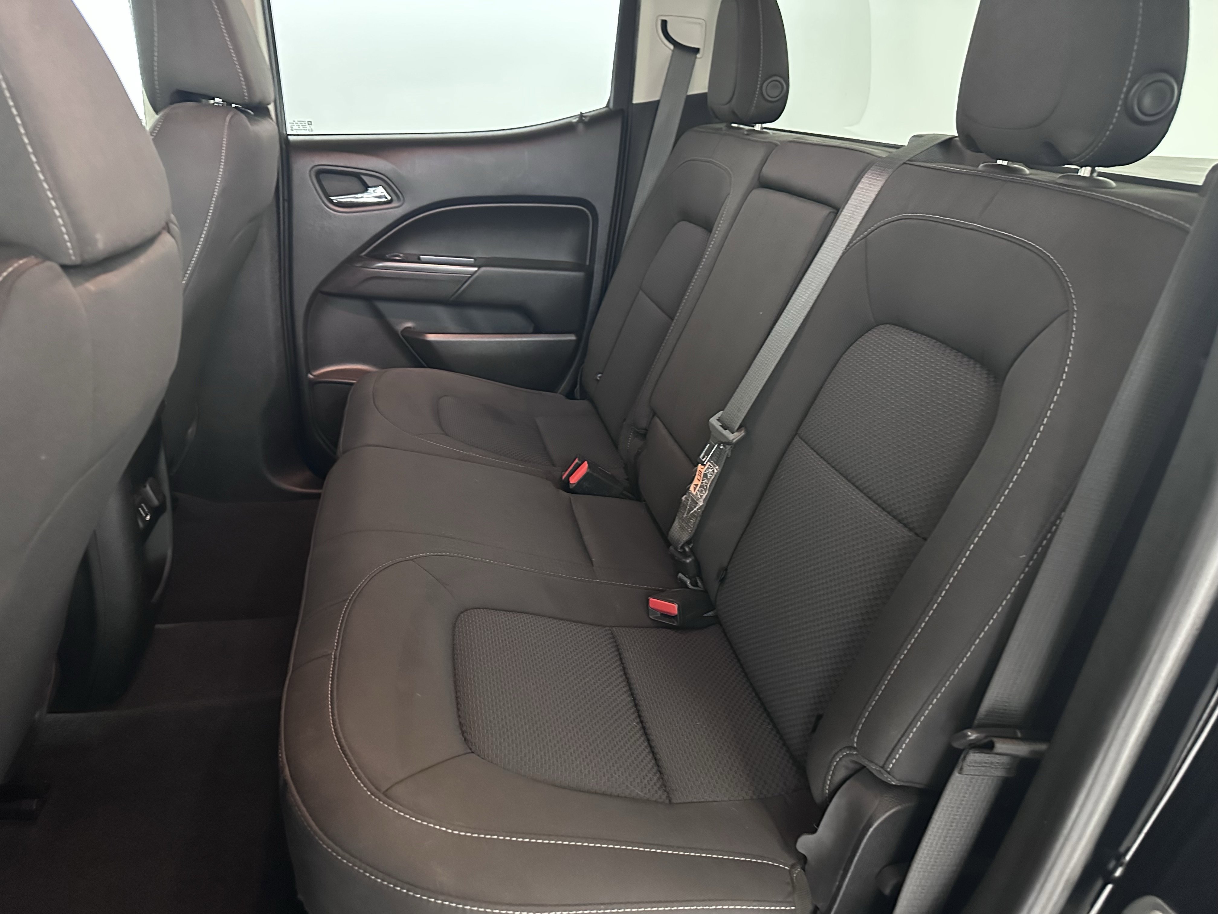 Used 2020 Chevrolet Colorado LT image 18