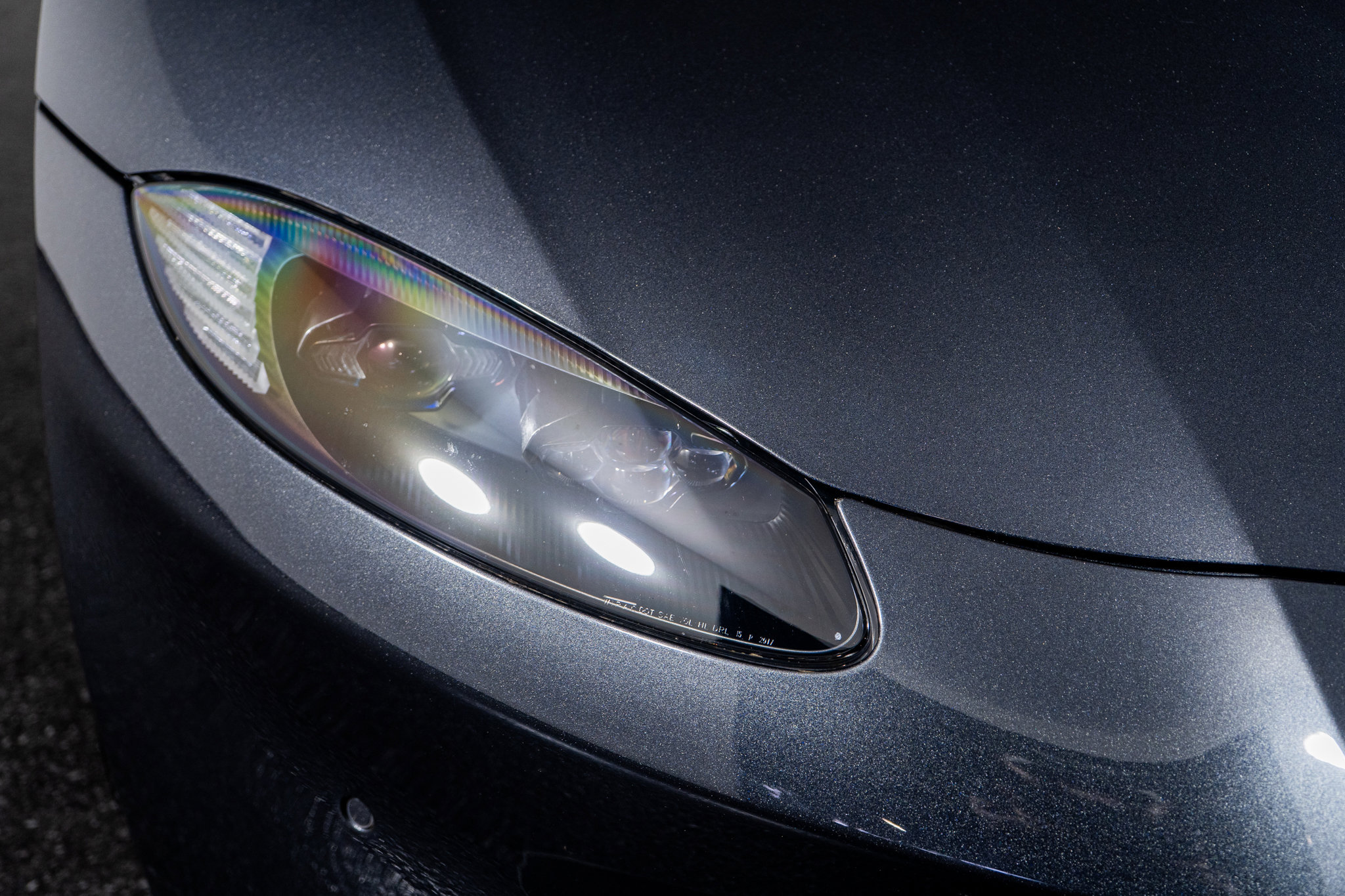 Used 2021 Aston Martin V8 Vantage Roadster image 23