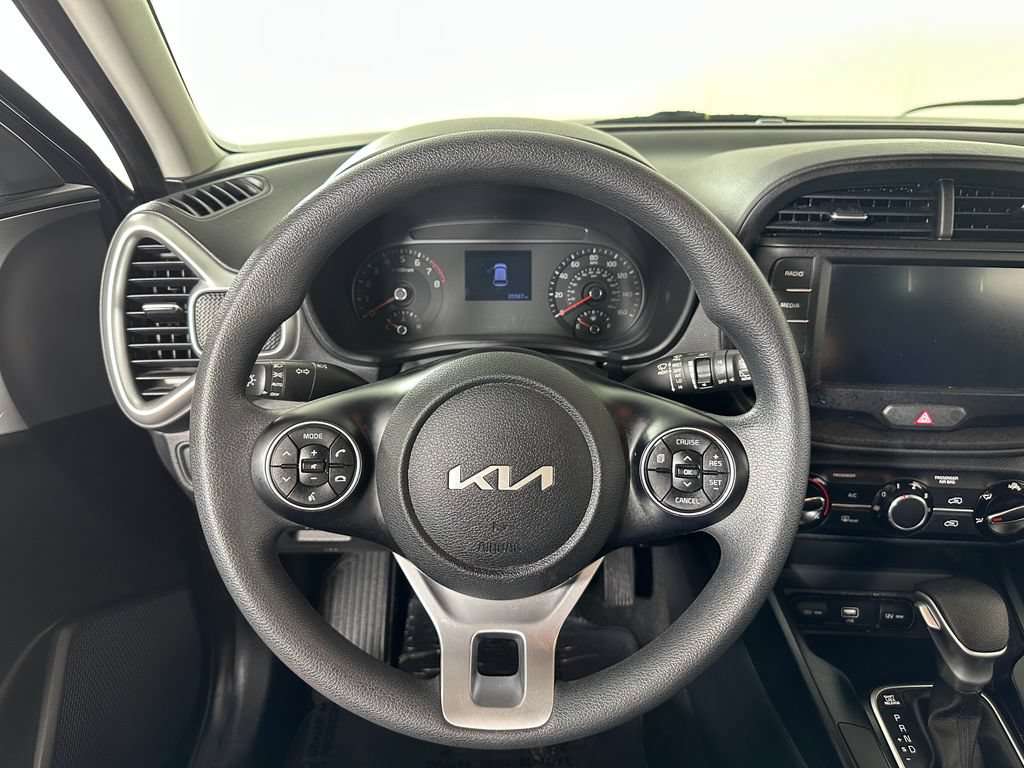 Used 2022 Kia Soul LX w/ Technology Package FWD image 19