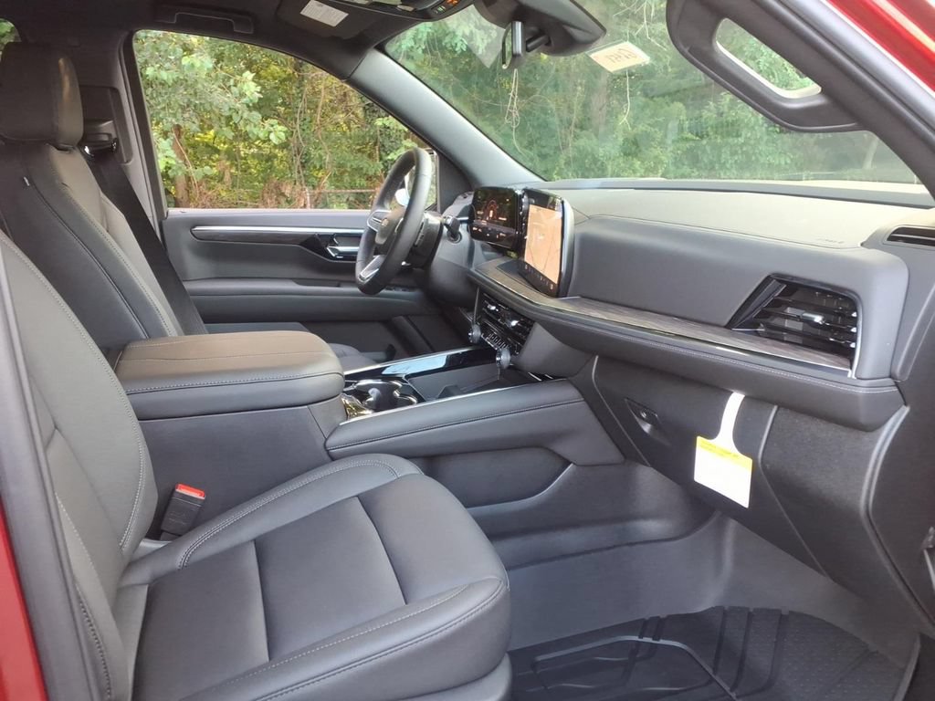 New 2026 Chevrolet Tahoe LT w/ Comfort Package AWD/4WD image 23