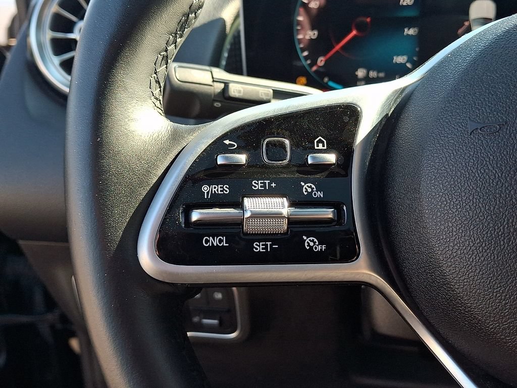 Used 2020 Mercedes-Benz GLB 250 4MATIC image 20