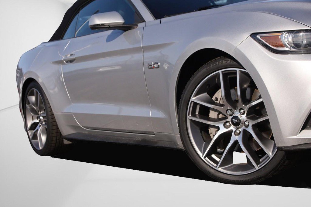 Used 2015 Ford Mustang GT Premium image 3