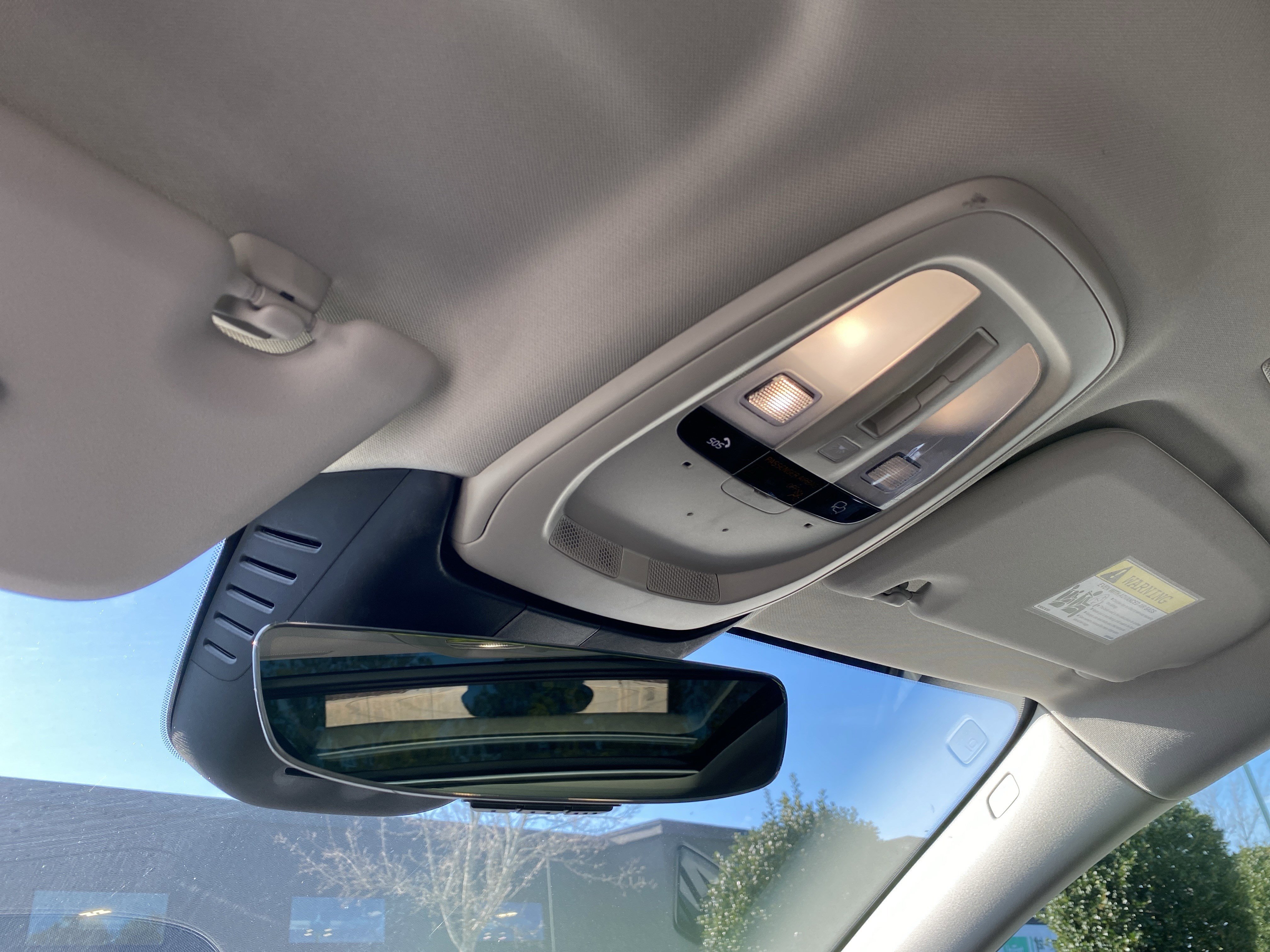 Used 2025 Volvo V60 B5 Cross Country Plus image 21