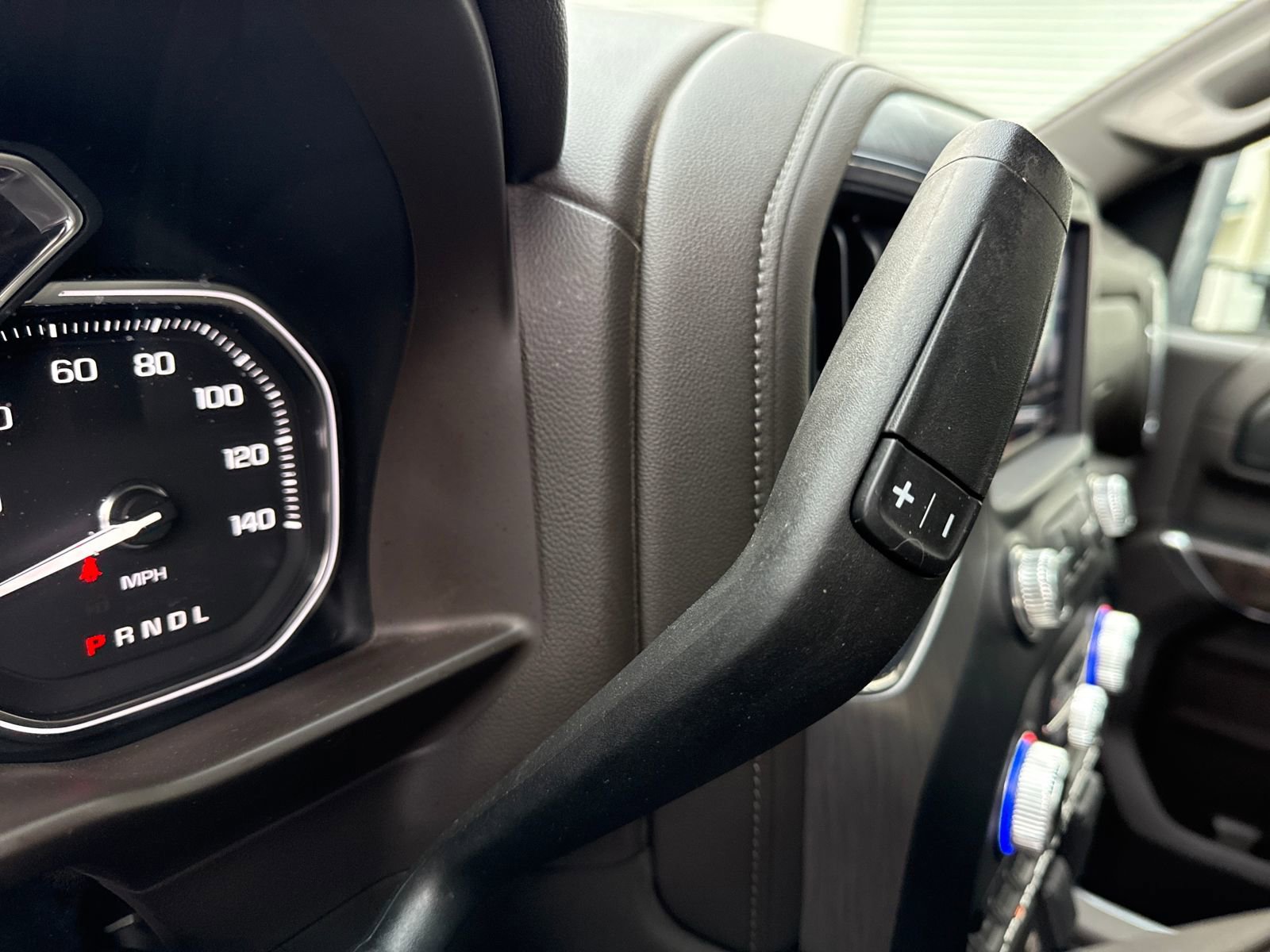 Used 2020 GMC Sierra 2500 Denali w/ Denali Ultimate Package image 24