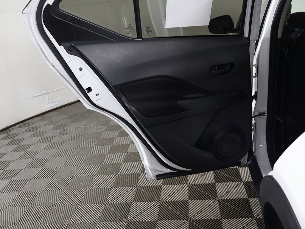 Used 2023 Nissan Kicks S image 21