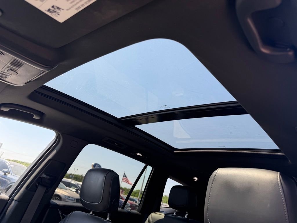 Used 2022 Cadillac XT6 Premium Luxury FWD image 29