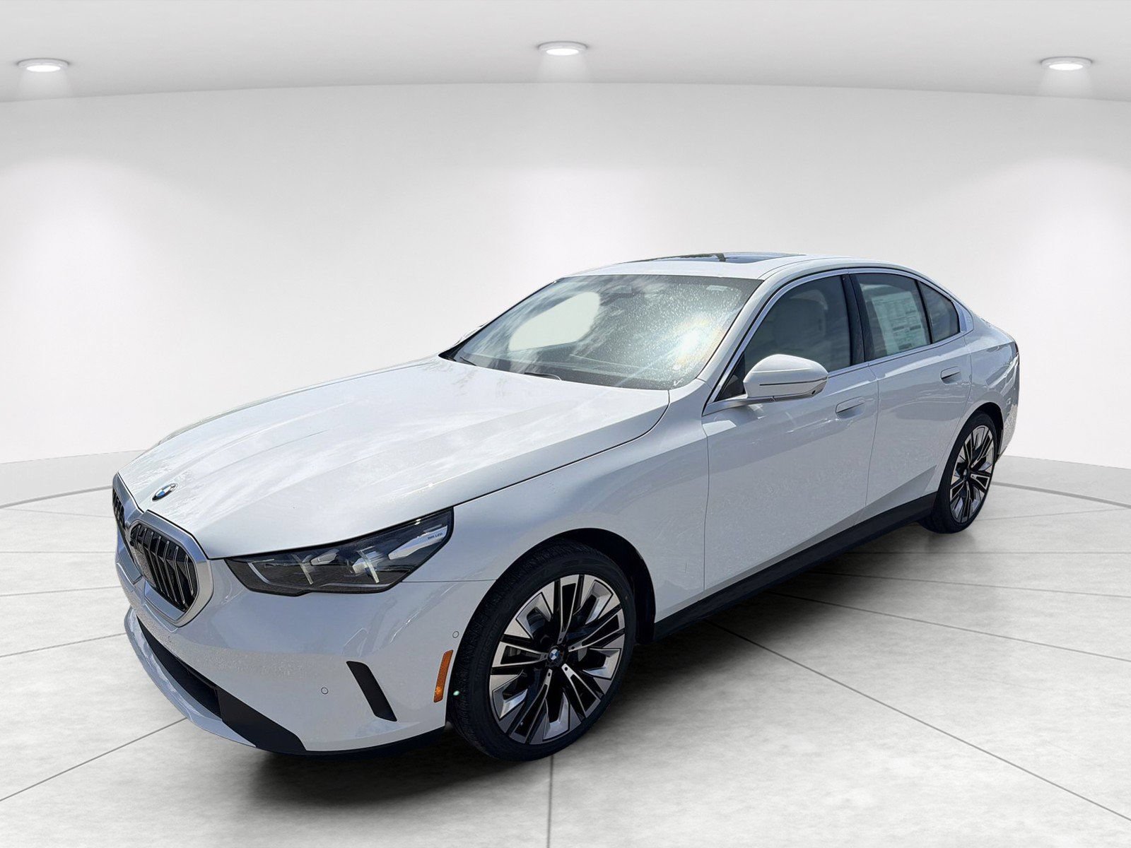 New 2027 BMW 530i xDrive w/ Premium Package AWD/4WD image 8