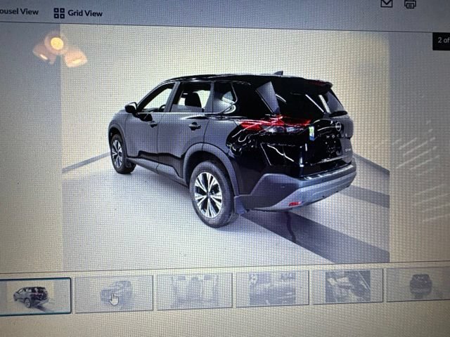 Used 2023 Nissan Rogue SV AWD/4WD image 2