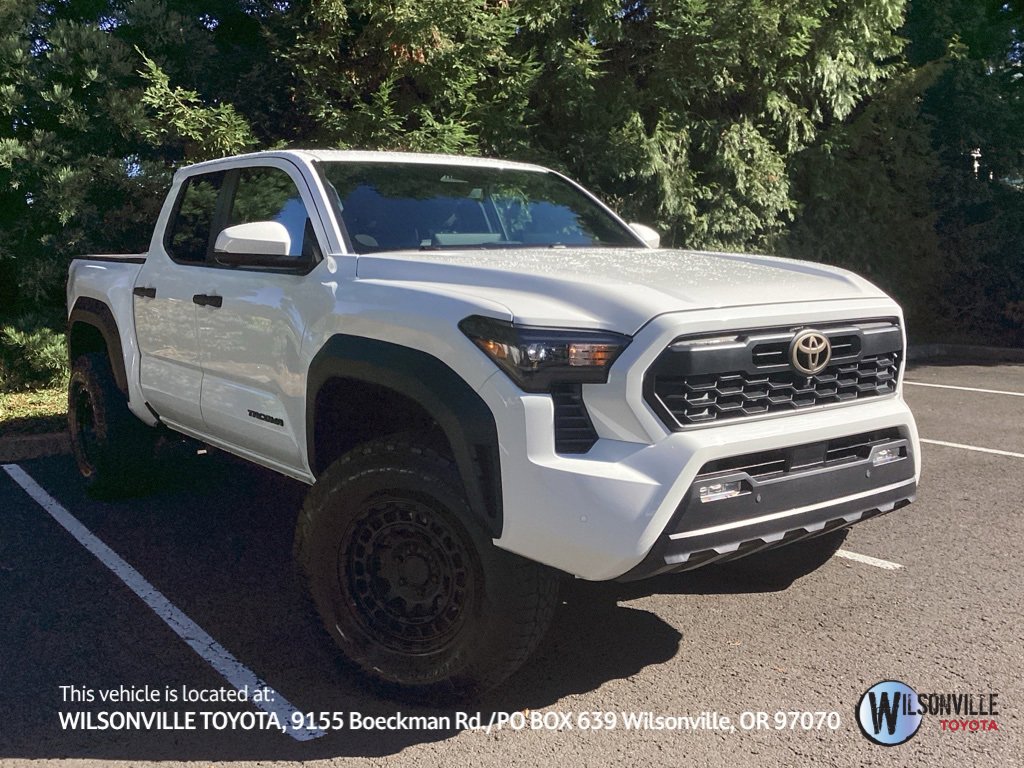 Used 2024 Toyota Tacoma TRD Off-Road image 1