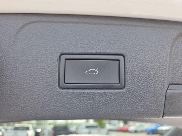 Used 2021 Volkswagen Atlas SE AWD/4WD image 18