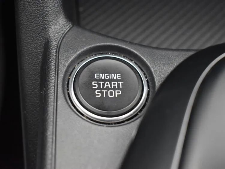 Used 2025 Kia K4 image 28