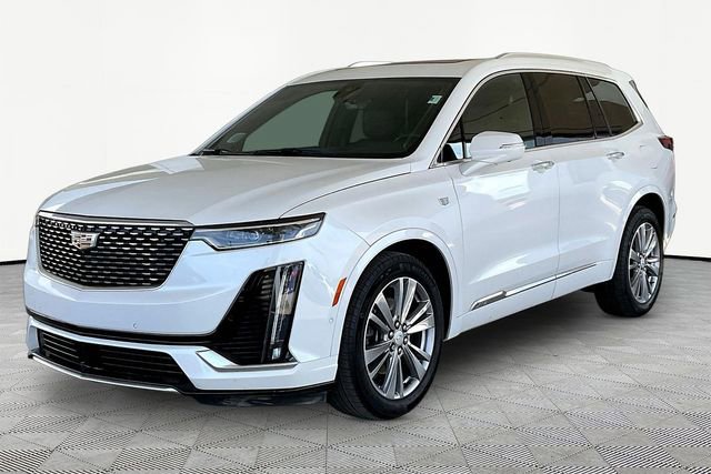 Used 2024 Cadillac XT6 Premium Luxury w/ Technology Package image 3