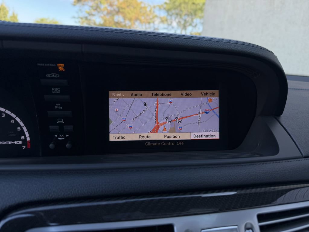 Used 2012 Mercedes-Benz CL 63 AMG image 15