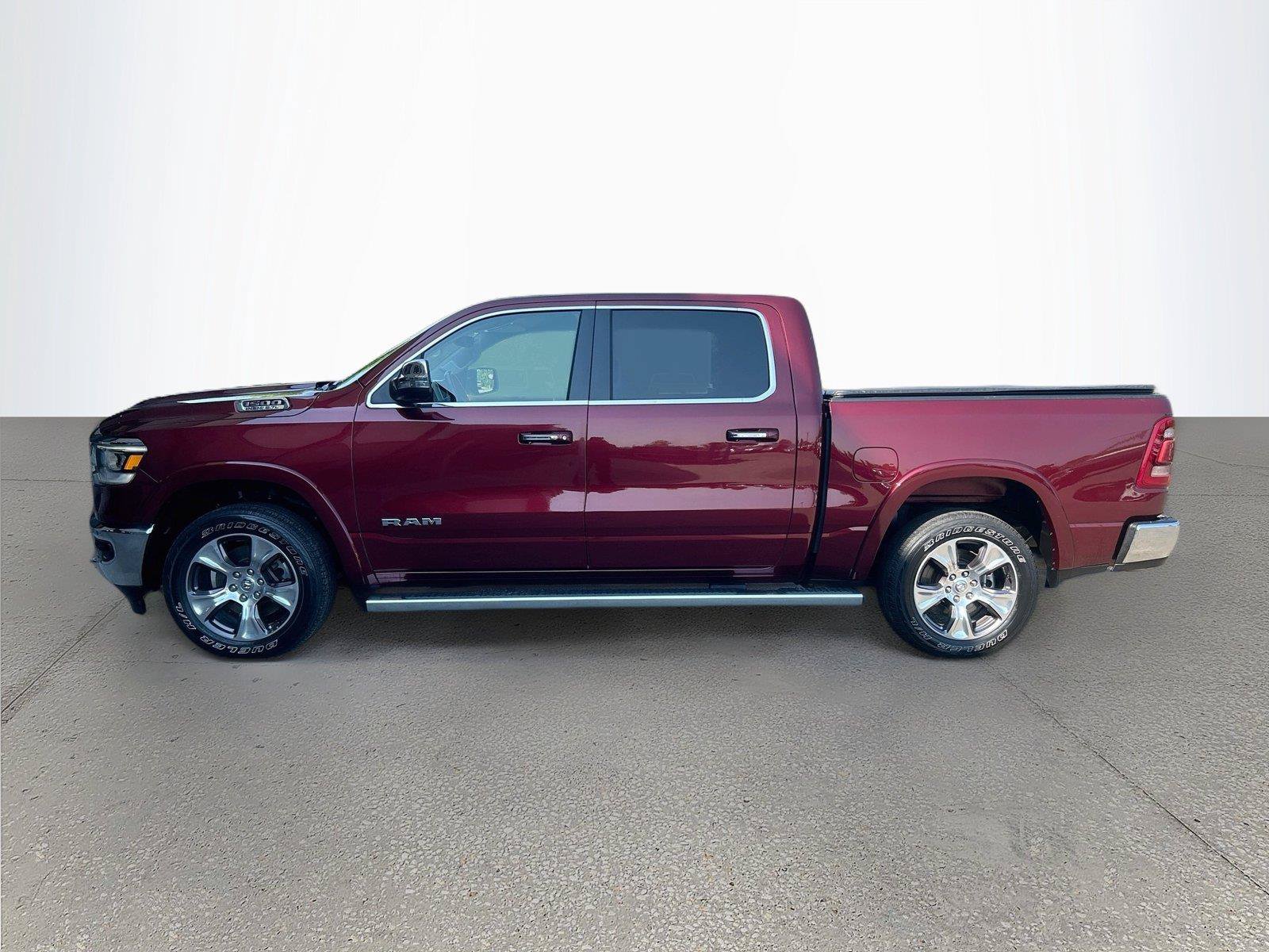 Used 2022 RAM 1500 Laramie AWD/4WD image 7