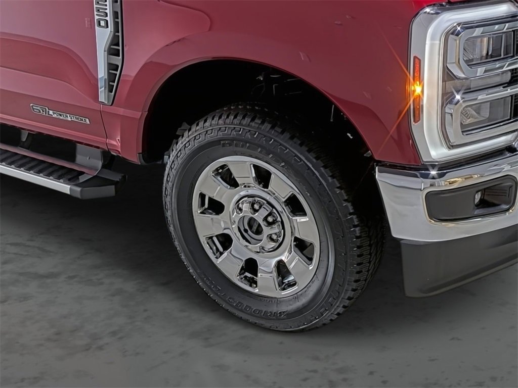 Used 2025 Ford F250 Lariat w/ Chrome Package image 14