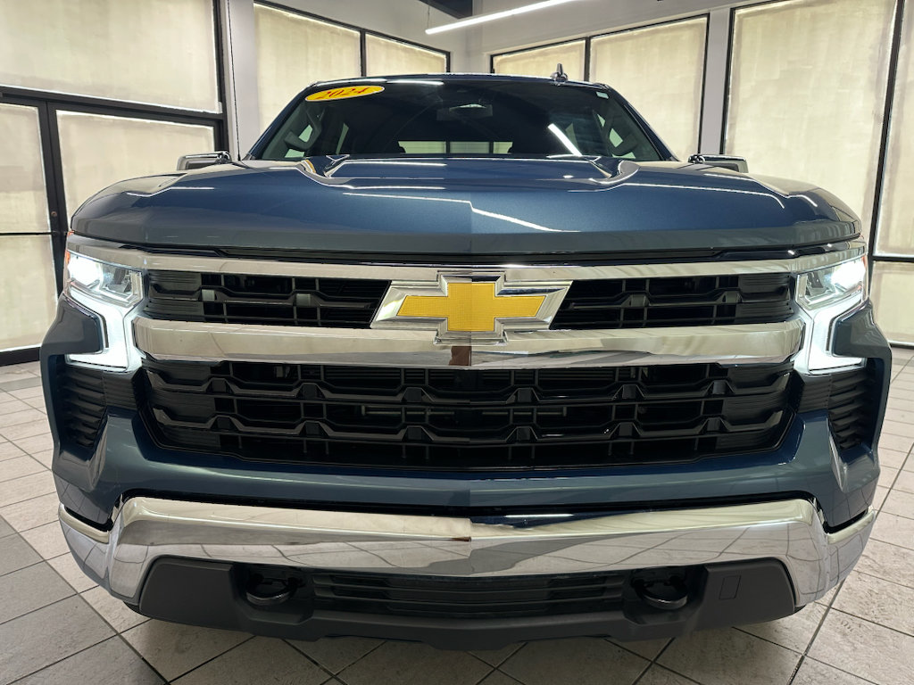Certified 2024 Chevrolet Silverado 1500 LT AWD/4WD image 13