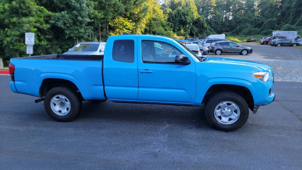 Used 2023 Toyota Tacoma SR w/ SR Convenience Package RWD image 6