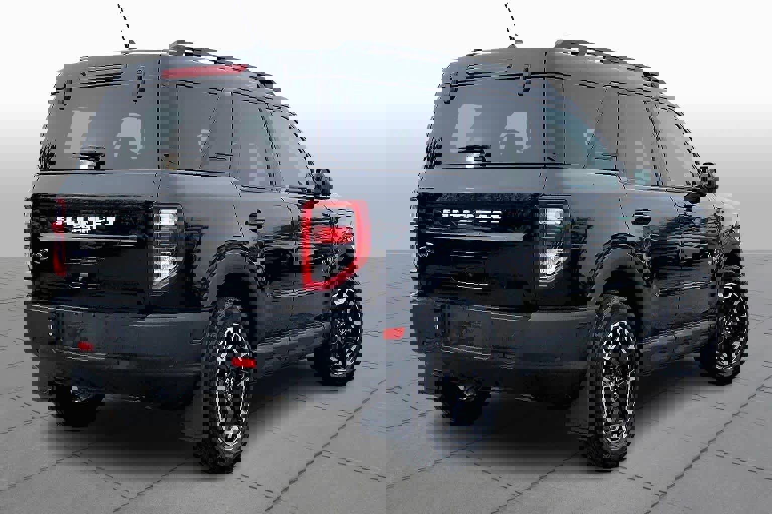 Used 2024 Ford Bronco Sport Outer Banks w/ Tech Package image 13