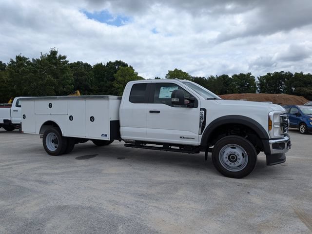 New 2026 Ford F550 4x4 Supercab Super Duty image 2
