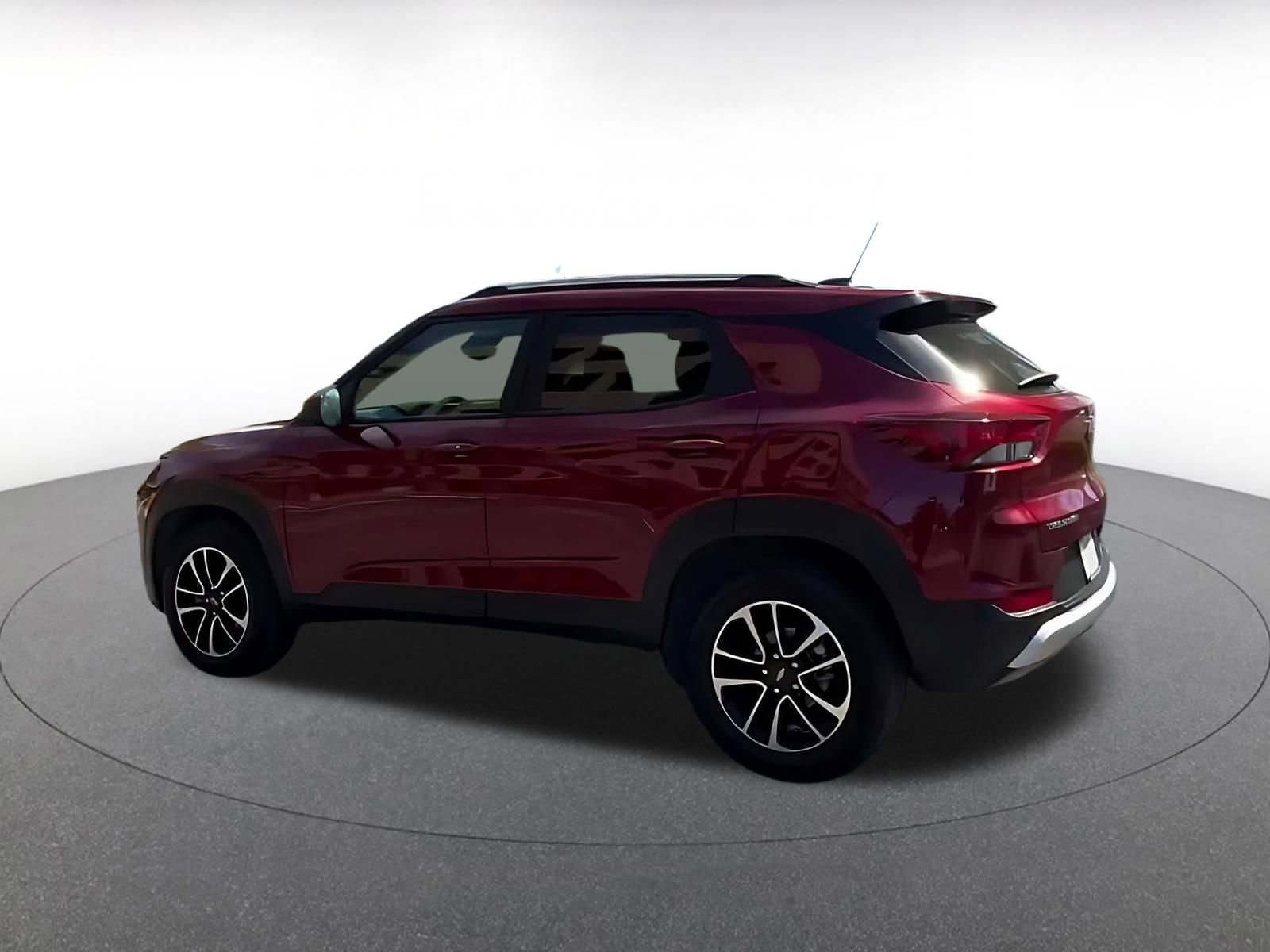 Used 2025 Chevrolet TrailBlazer LT image 10