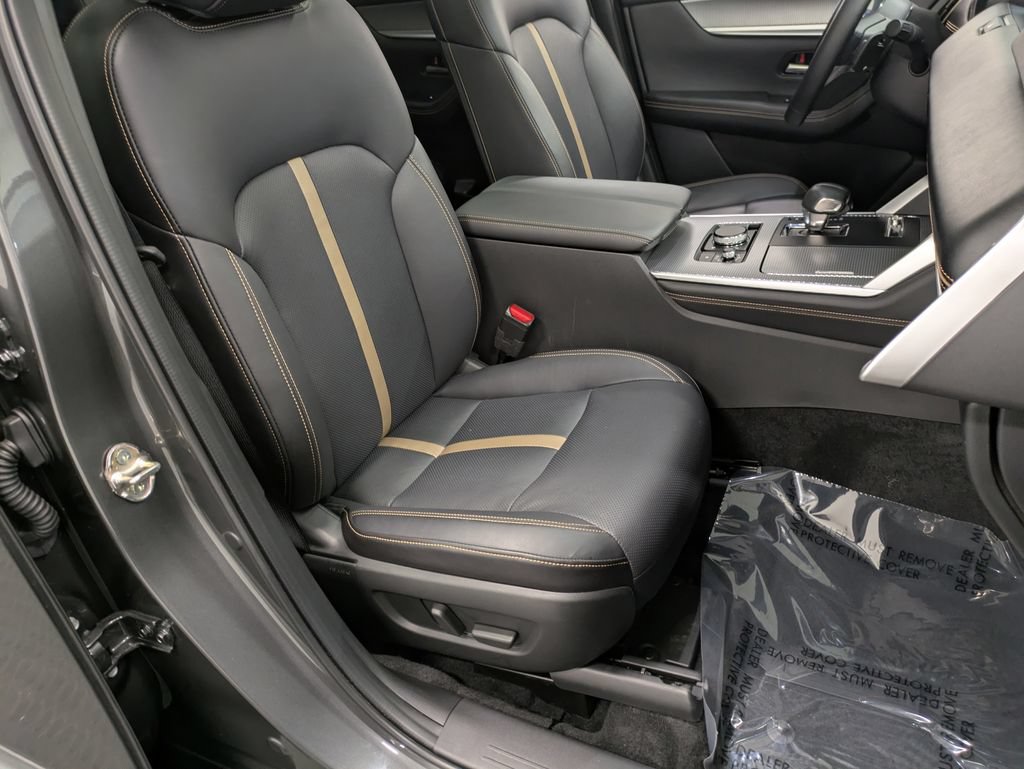 Certified 2025 MAZDA CX-90 3.3 Turbo w/ Premium Plus Pkg AWD/4WD image 30