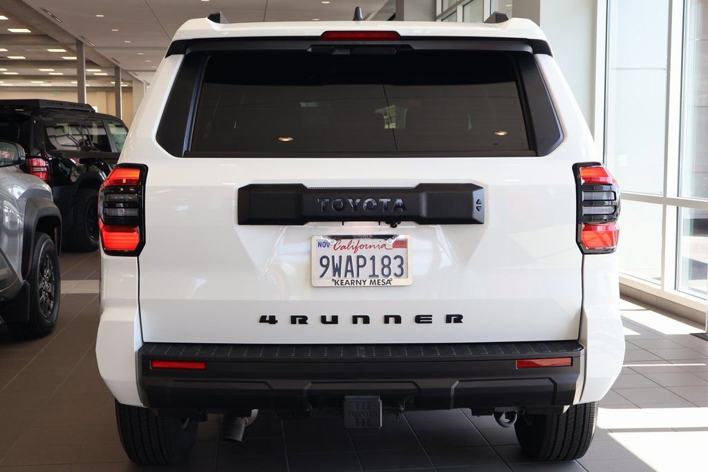 Used 2025 Toyota 4Runner SR5 RWD image 4