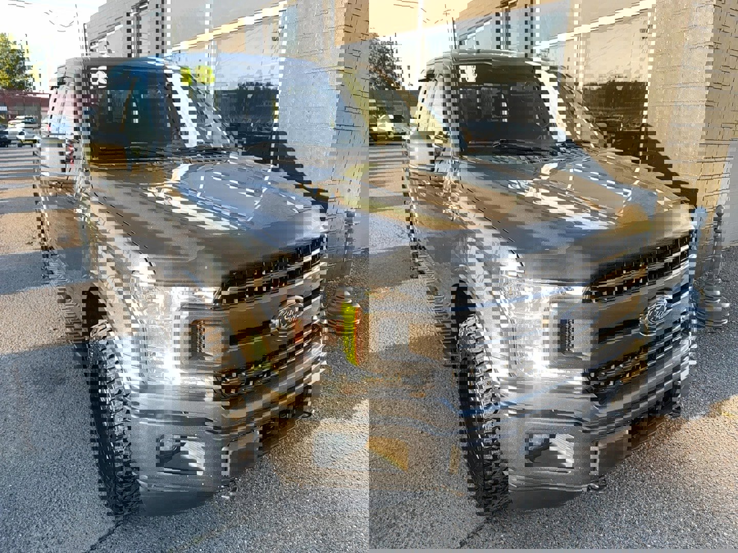 Used 2018 Ford F150 XLT w/ Equipment Group 302A Luxury image 3