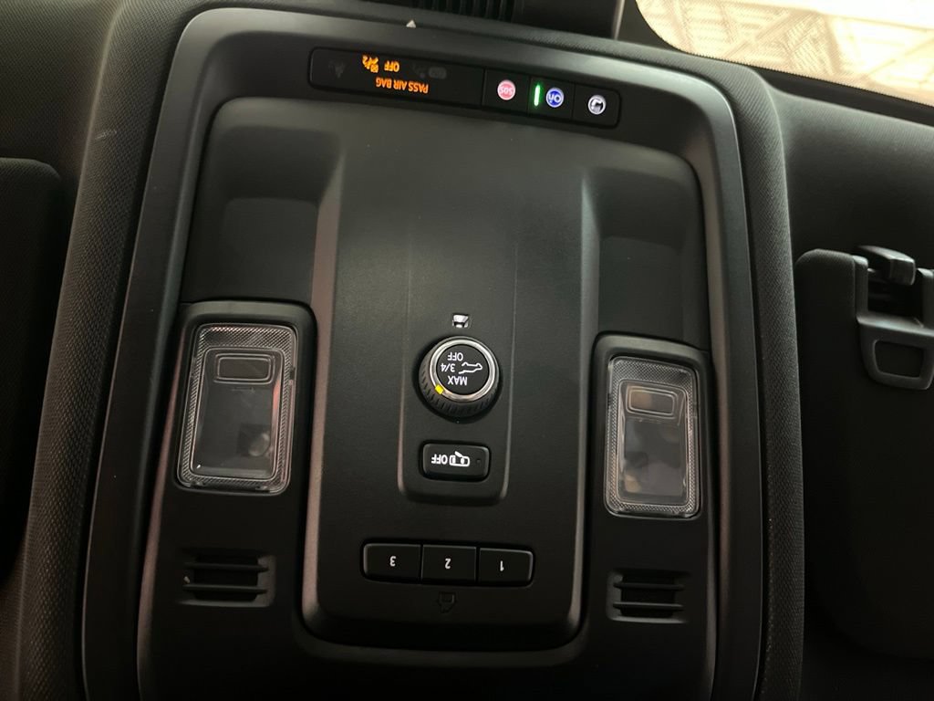 Certified 2024 GMC Yukon XL SLT AWD/4WD image 26