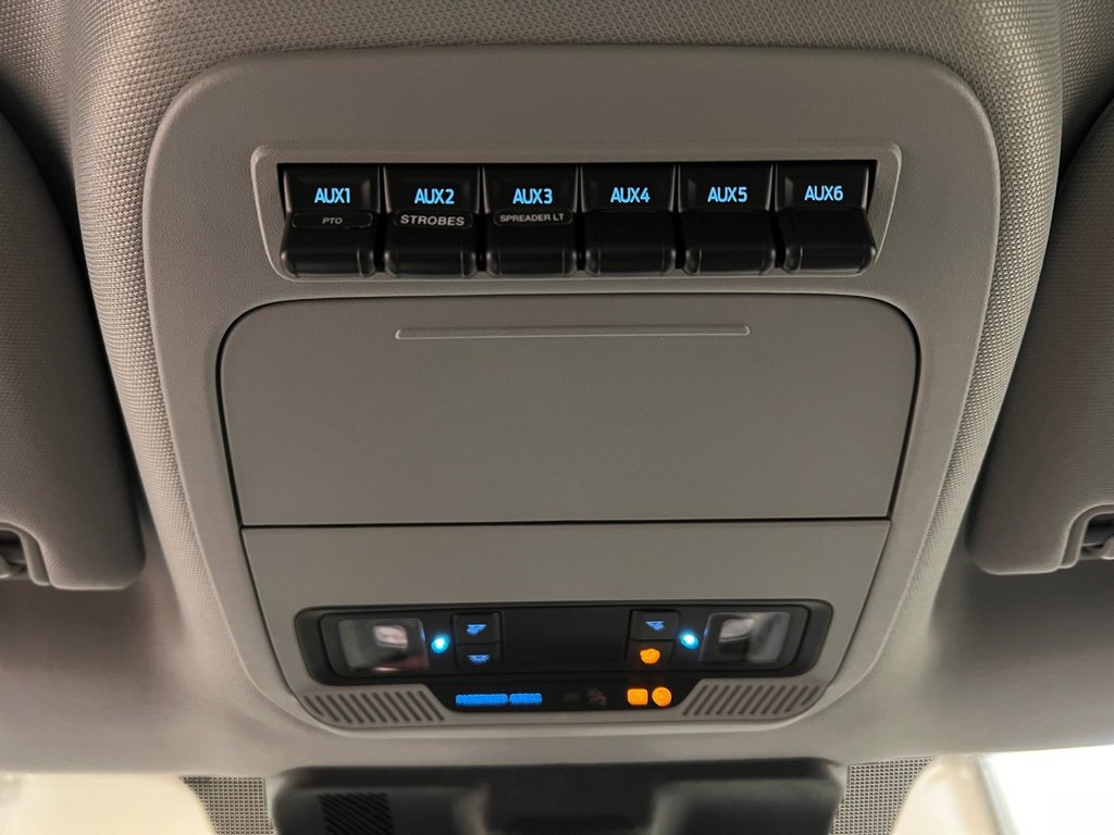 New 2026 Ford F550 4x4 Regular Cab Super Duty image 25