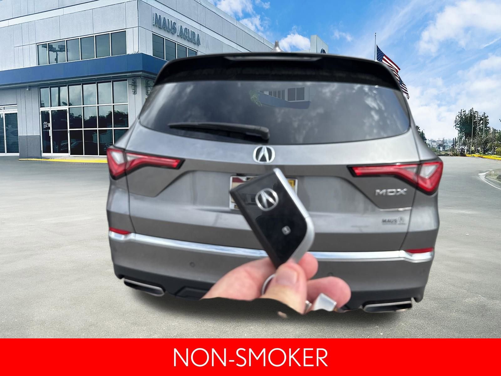 Used 2023 Acura MDX FWD w/ Technology Package image 6