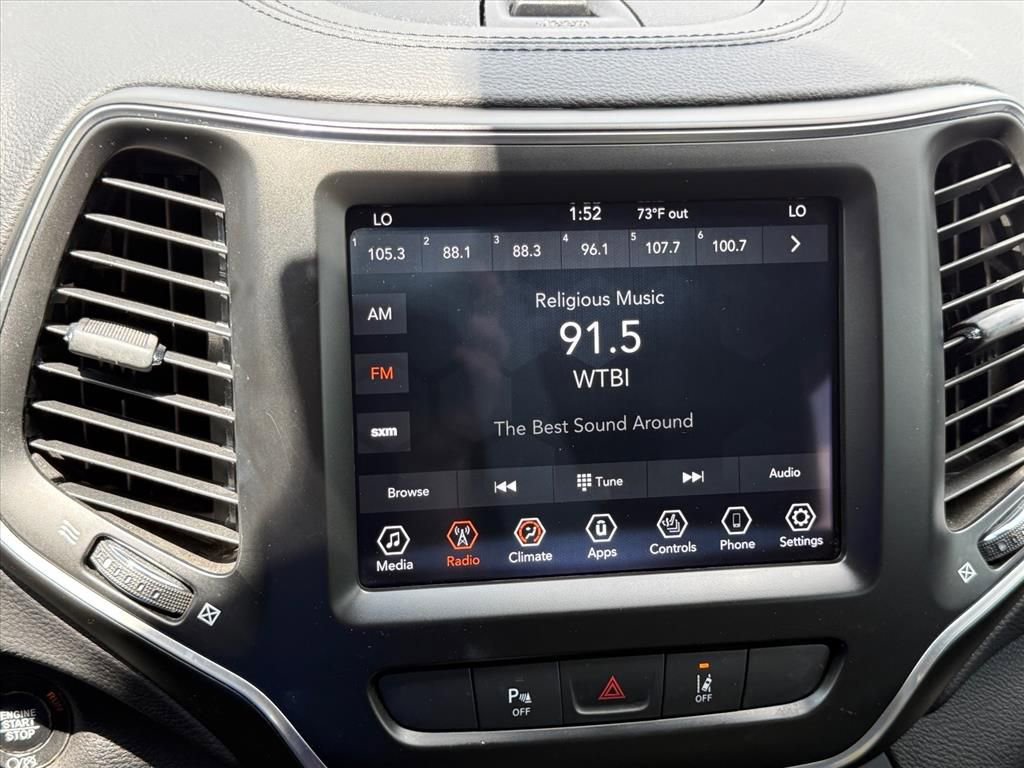 Used 2021 Jeep Cherokee Latitude Lux w/ Comfort/Convenience Group FWD image 19