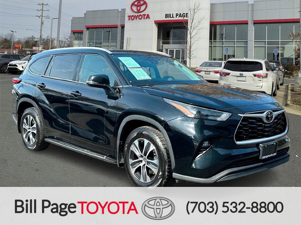 Used 2022 Toyota Highlander XLE