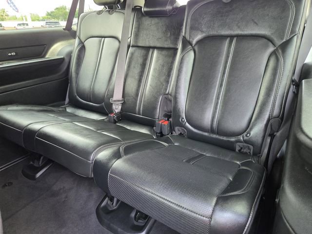 Used 2023 Jeep Wagoneer L Series II AWD/4WD image 17