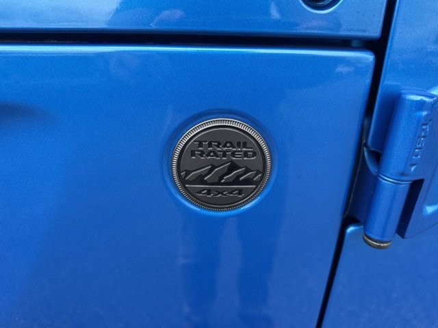 Used 2024 Jeep Wrangler Sport S image 9