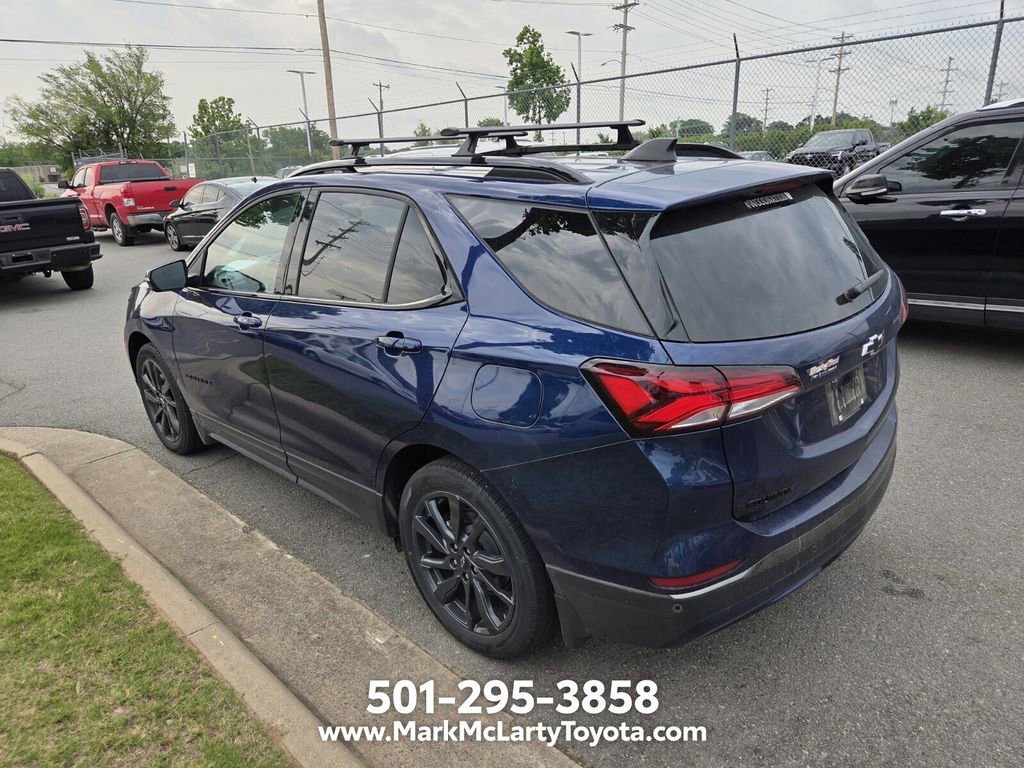 Used 2023 Chevrolet Equinox RS w/ RS Leather Package FWD image 7