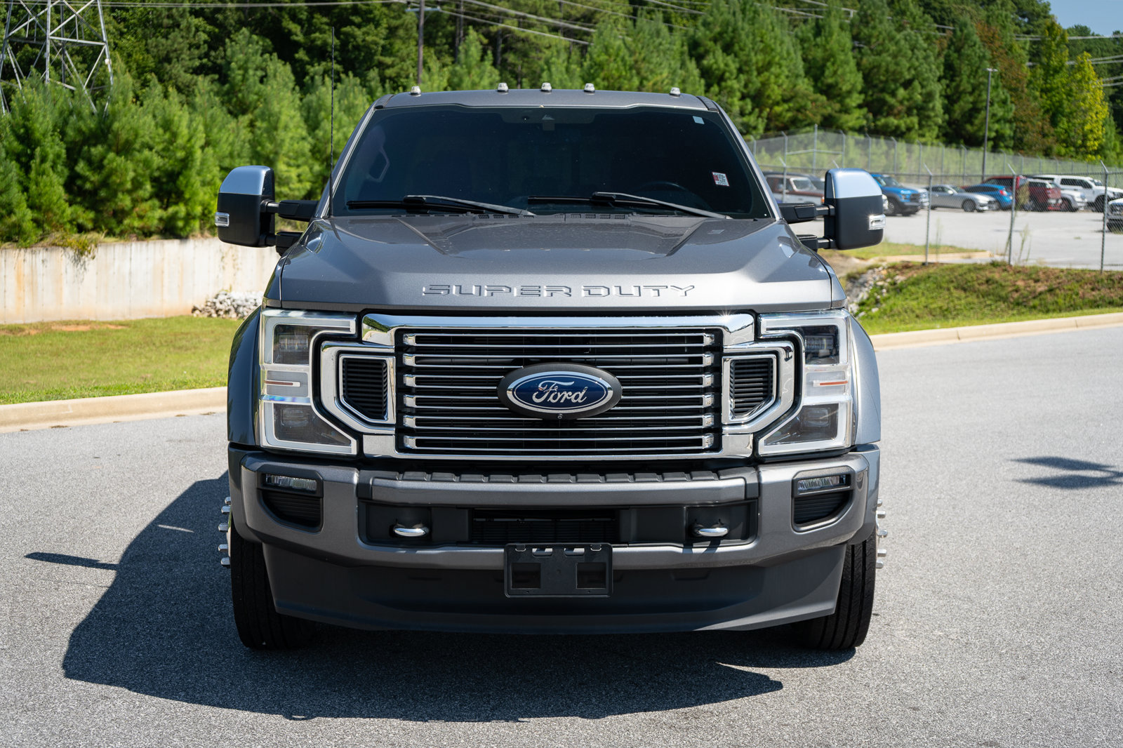 Used 2022 Ford F450 Platinum w/ FX4 Off-Road Package AWD/4WD image 8
